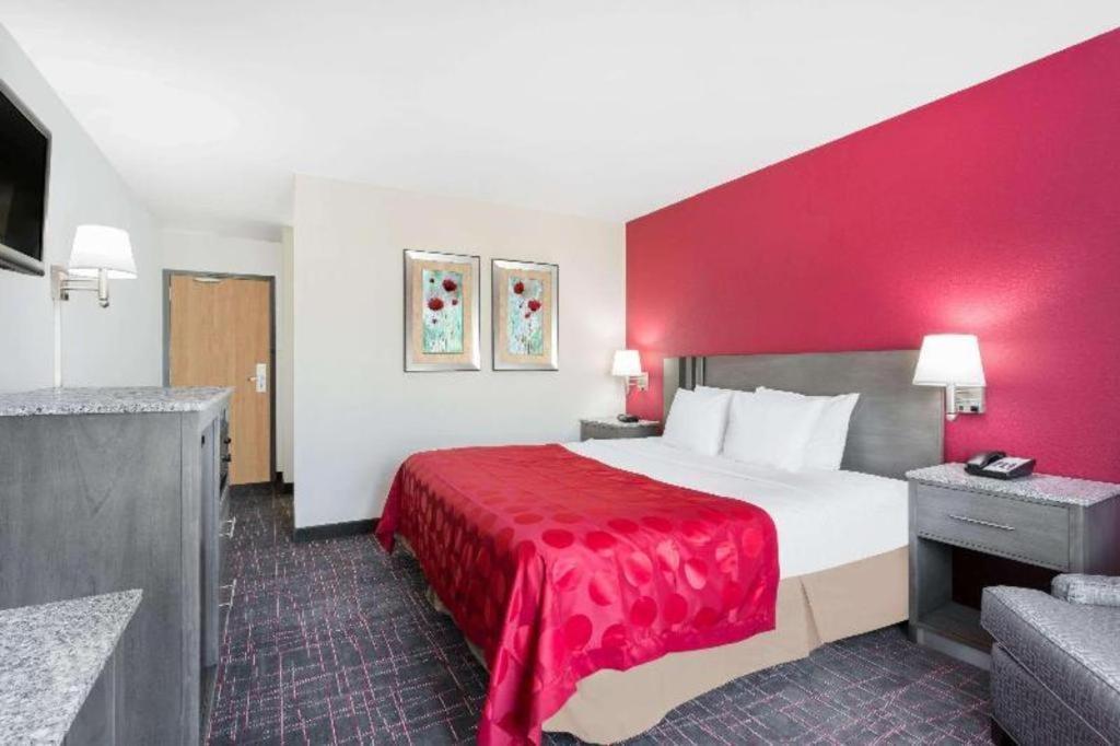Clarion Pointe - Greensboro Coliseum Area Extérieur photo