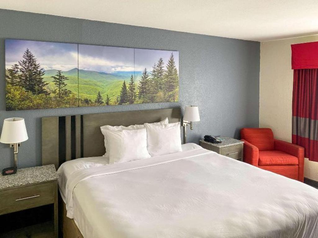 Clarion Pointe - Greensboro Coliseum Area Extérieur photo