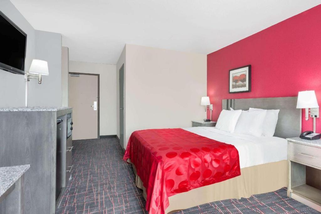 Clarion Pointe - Greensboro Coliseum Area Extérieur photo