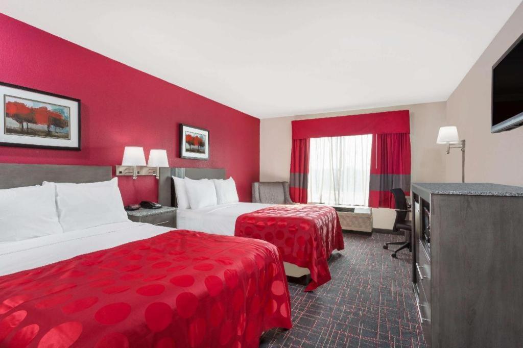 Clarion Pointe - Greensboro Coliseum Area Extérieur photo
