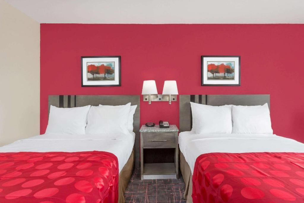 Clarion Pointe - Greensboro Coliseum Area Extérieur photo
